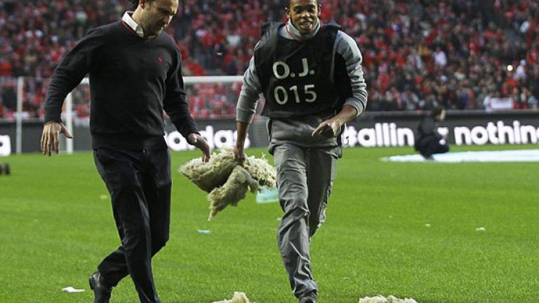 Лисабонското дерби на косъм от трагедия