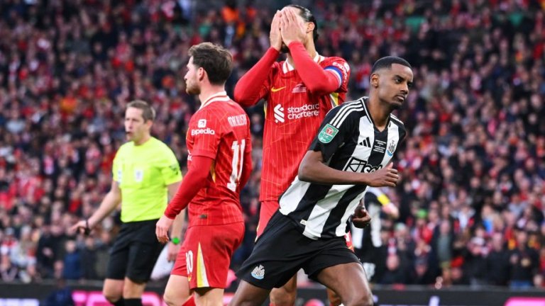 Куадрупъл? Ливърпул падна от трети стол