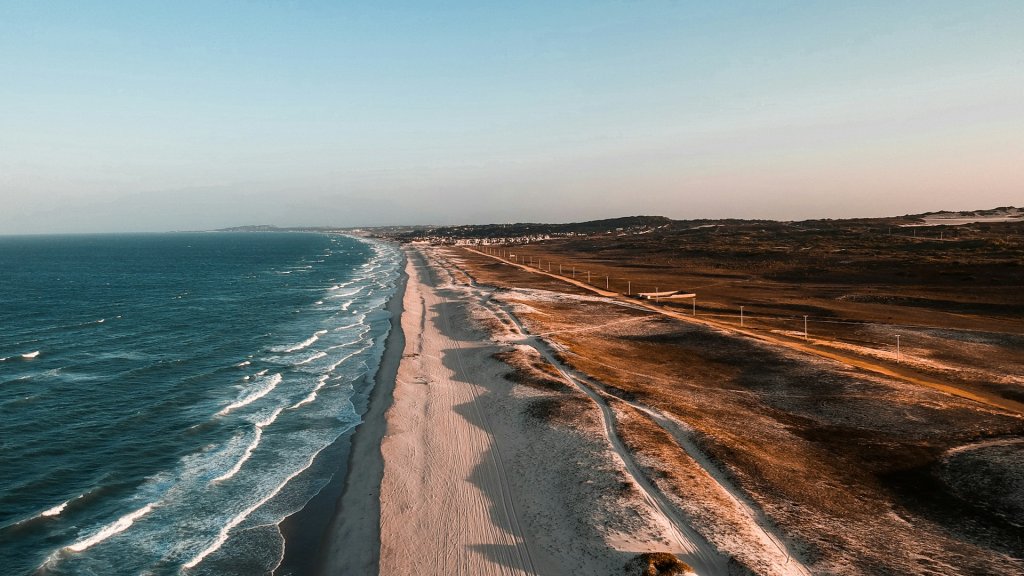 marcos-felipe-DHhFfZU38r8-unsplash