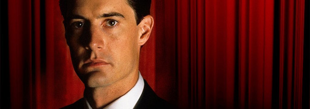 През 2014-а режисьорът пуска Twin Peaks: The Missing Pieces, в който събира изтрити и отпаднали сцени от „Туин Пийкс“ и „Огън, следвай ме“. догодина очакваме продължението на сериала по Showtime.
