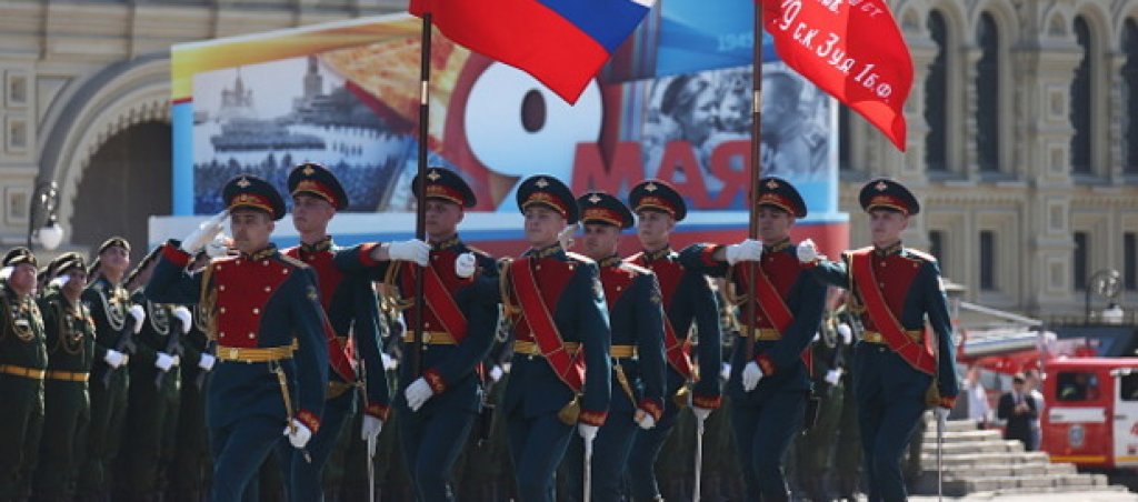 Военният парад в Москва (снимки)