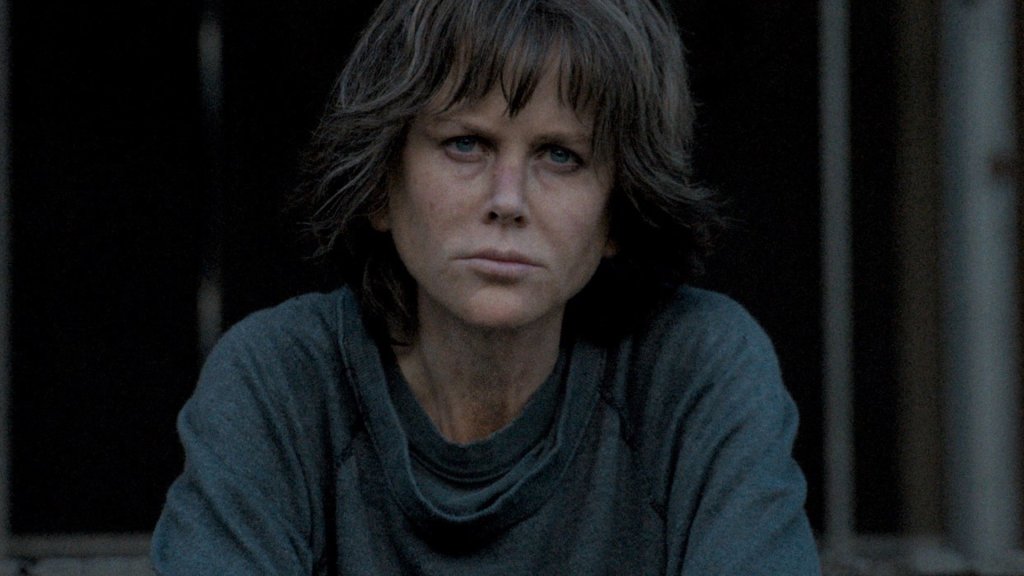 \"Destroyer\"
Премиера: 25 декември
На снимката виждате Никол Кидман, която ни запознава с Ерин Бел, детектив от полицейския отдел на LA, която е преследвана от спомен за неразрешен случай с престъпна банда от Калифорнийската пустиня. Операц