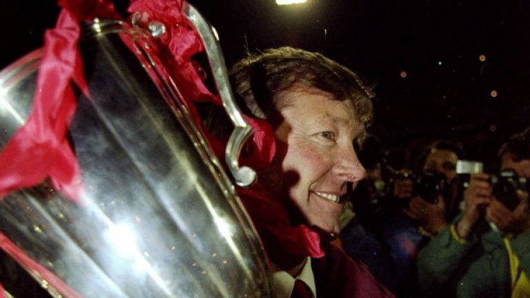 Четири години бяха нужни на шотландеца да спечели първия си трофей с Манчестър Юнайтед - Купата на ФА през 1990 г.