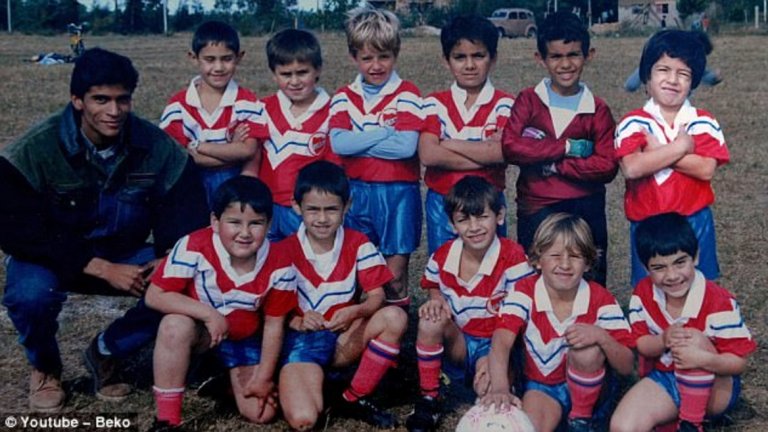 Енцо Франческоли и Габриел Батистута пък са били идолите му, докато е растял.