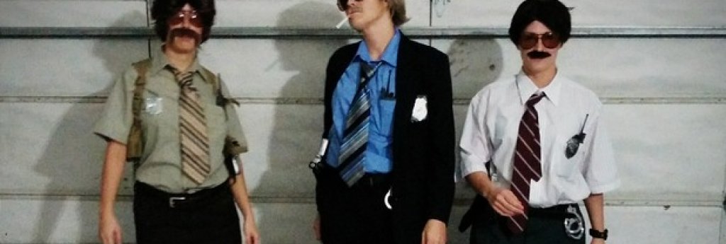 Спайк Джоунз: The Beastie Boys —“Sabotage”
 Eкшън видео за екшън парче. Видеото на “Sabotage”, което всъщност е пародия на криминалните сериали в САЩ, не спира да се върти по музикалните канали през 90-те, дори получава номинация за „Грами“, макар че не печели. Колкото до Спайк Джоунз, последният му филм е „Тя“, с Хоакин Финикс и Руни Мара.