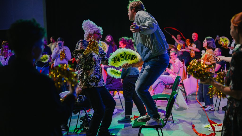 Иво Димчев срещу Йохан Щраус в "една асамблея на леконравието"