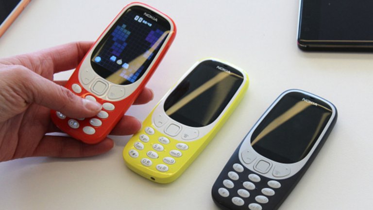 Nokia 3310

Една легенда се завръща след повече от 15 години: прочутият "неразрушим" 3310 пак е тук, произведен е от новата компания HMD, която притежава правата върху бранда Nokia. И да, отново ще можете да цъкате "Змията". 