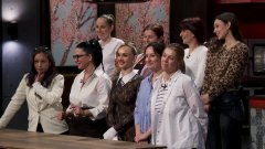 Накрая се получава блюдо, изсипано на нечия главата...