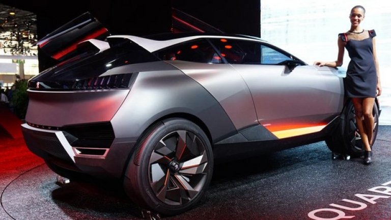 Peugeot Quartz
Peugeot е важен играч на европейската сцена на кросоувърите, а концептът Quartz дава заявка за присъствие и в класовете, където властват премиум марките. 
Автомобилът се задвижва от 1,6-литров 4-цилиндров двигател с мощност 270 конски сили, който работи съвместно с 6-степенен автоматик. Към това добавяме два електромотора – по един на предния и задния мост, като всеки има мощност 85 kW, което общо с бензиновия двигател дава сумарно 500 конски сили.