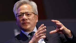 Според Дженсен Хуанг рискът е в това дали човечеството ще остане без идеи