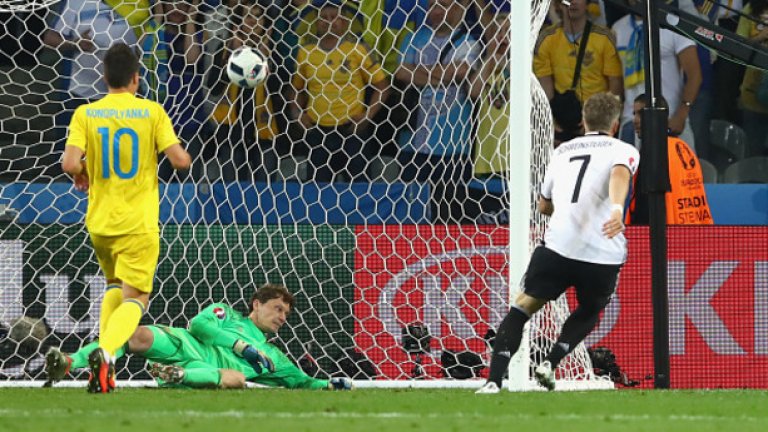 92. Бастиан Швайнщайгер за Германия при 2:0 над Украйна. 