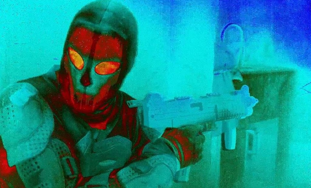 Aggro Dr1ft - 10 минути
Експерименталният екшън на Хармъни Корин бе най-аплодираният филм от програмата на фестивалите във Венеция и Кан. Сюжетът му следва наемен убиец с мисията да ликвидира демоничен престъпник, а историята е представена изцяло от инфрачервена фотография.