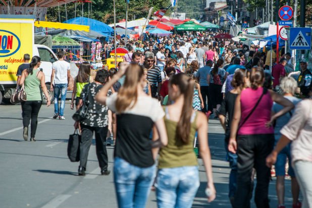 Хиляди хора посещават Лесковац по време на "Рощилиада"