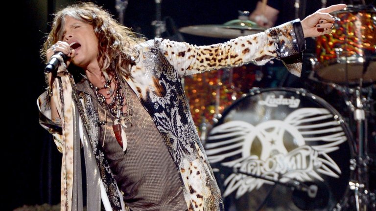 Стивън Тейлър (Aerosmith)

Понякога проблемите идват извън сцената. Така Стивън Тeйлър от Aerosmith къса кръвоносен съд при скандал със свой колега през 2006-а (представяте ли си що за викане е било?). Това се случва по средата на турне, което е отменено, за да може певецът да се подложи на операция.