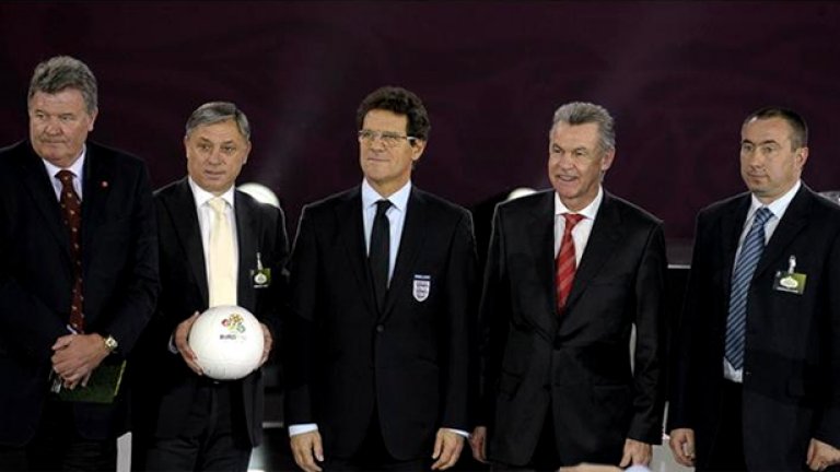 Джон Тошак, Златко Кранчар, Фабио Капело, Отмар Хитцфелд и Станимир Стоилов заедно след жребия за ЕВРО 2012