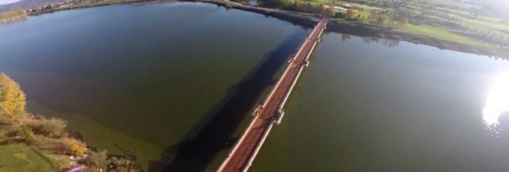 Мостът е с дължина 143 метра