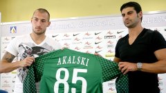 С привличането на Кирил Акалски, Геолги Иванов даде ясен сигнал, че конфликта с Гошо Петков няма да завърши в полза на вратаря