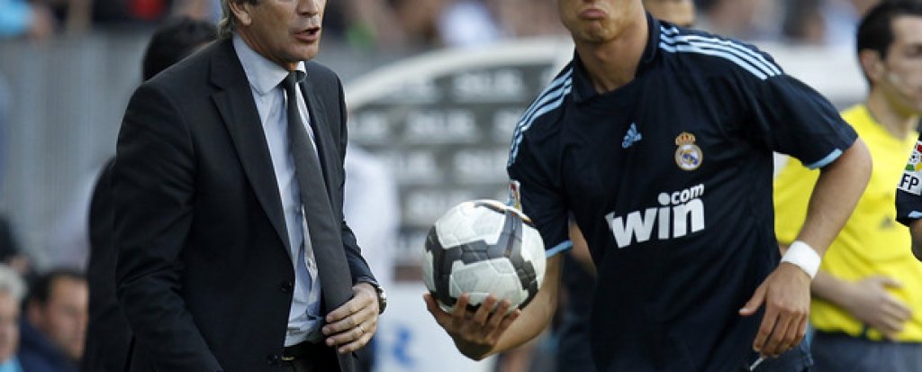 Мануел Пелегрини бе начело на Реал Мадрид през сезон 2009/10, сезонът в който Роналдо пристигна на „Бернабеу“. Чилиецът завърши втори в Примера, отпадна на 1/8-финалите в Шампионската лига от Лион и бе елиминиран от Купата на краля от третодивизионния Алкоркон. След края на сезона бе заменен от Жозе Моуриньо.