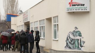 COVID-19: 11 000 ваксинирани, личните лекари се включват в кампанията