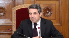 Според Росен Плевнелиев България трябва да се съсредоточи върху приоритетите си за европредседателството, а не върху междупартийни скандали