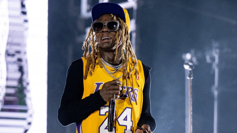 Рапърът Лил Уейн е толкова успешен, че дори не помни най-големите си успехи