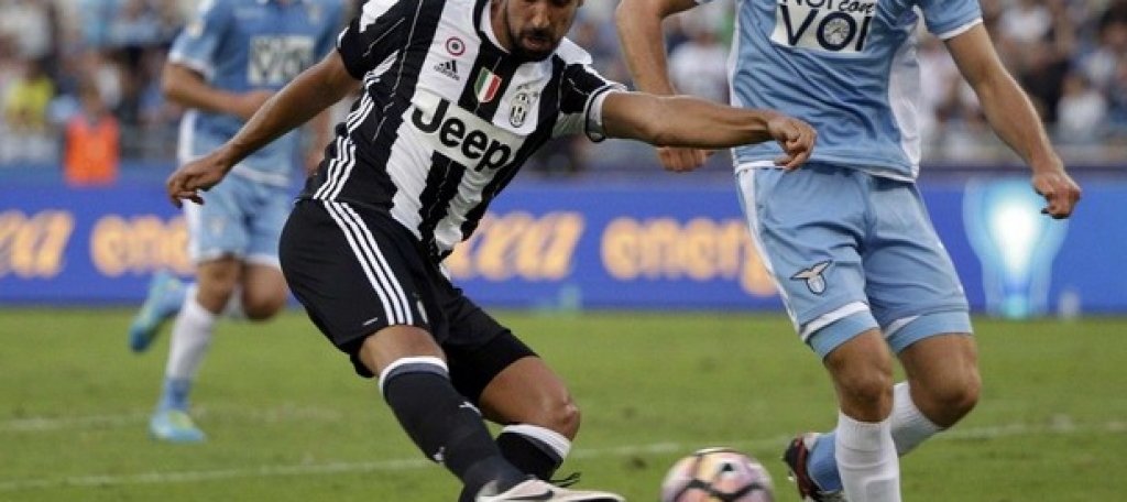 Халф: Сами Кедира
В Ювентус е от 2015-а и взе куп трофеи, а още преди това беше спечелил всичко с Реал Мадрид и е трудно за вярване, че беше взет като свободен агент. Германецът вече е на 32 г. и ролята му в отбора е все по-малка, но и досега той остави повече от значима следа в Торино.