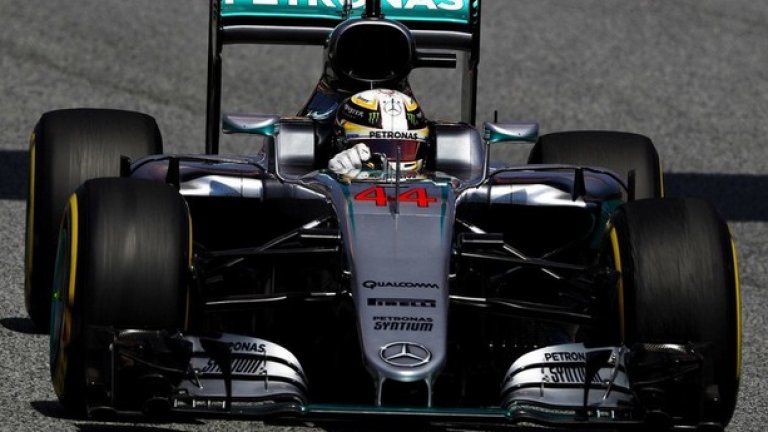 Хамилтън ще стартира за трети път от първа позиция този сезон