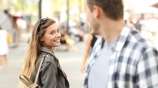 флирт, свалка, имам си приятел