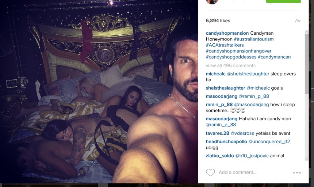 Меден месец