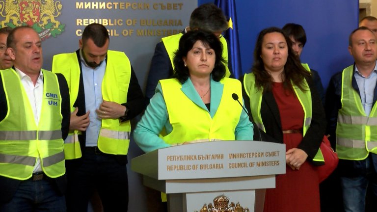 МС: Записът от срещата на премиера с превозвачите търси конфликт