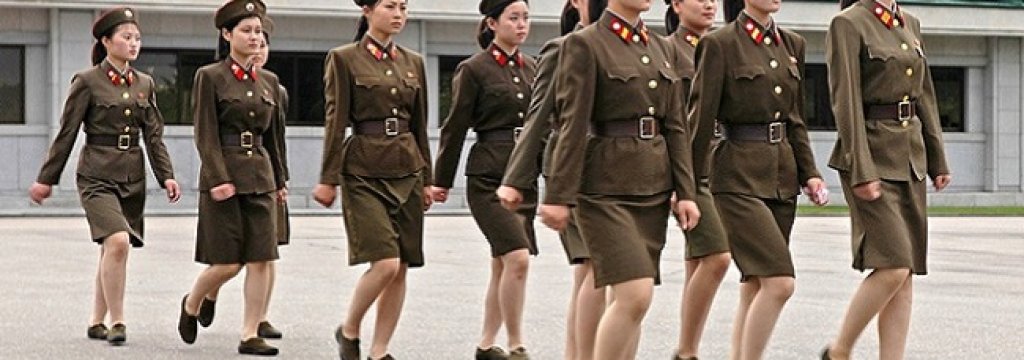 North Korea - women