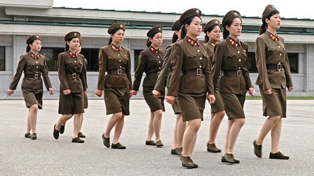North Korea - women