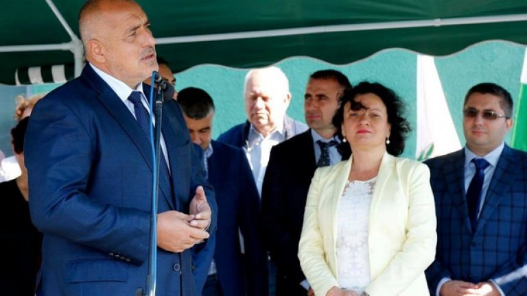"Навремето нито БСП, нито Първанов, нито Орешарски са питали най-голямата партия, когато пращат кандидатура." -