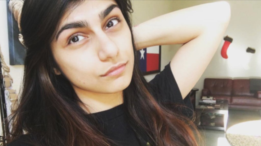 mia-khalifa-booty-pic-237513-1280x0