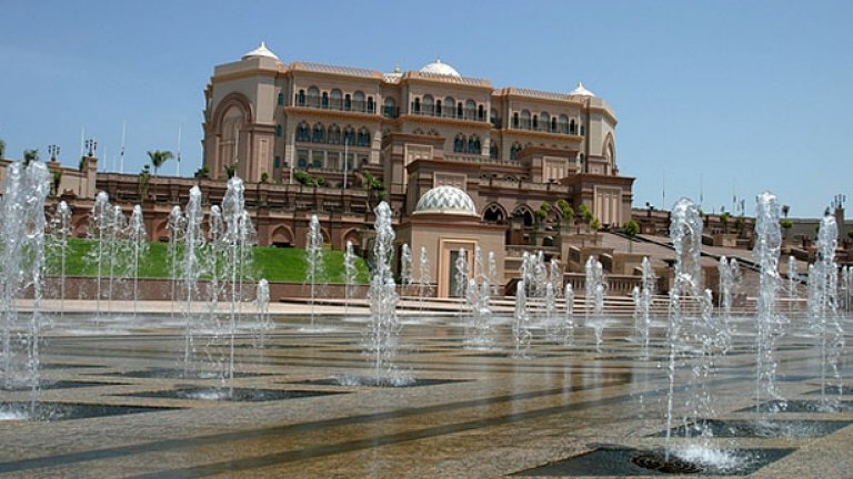 Emirates Palace в Абу Даби