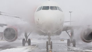 plane ice