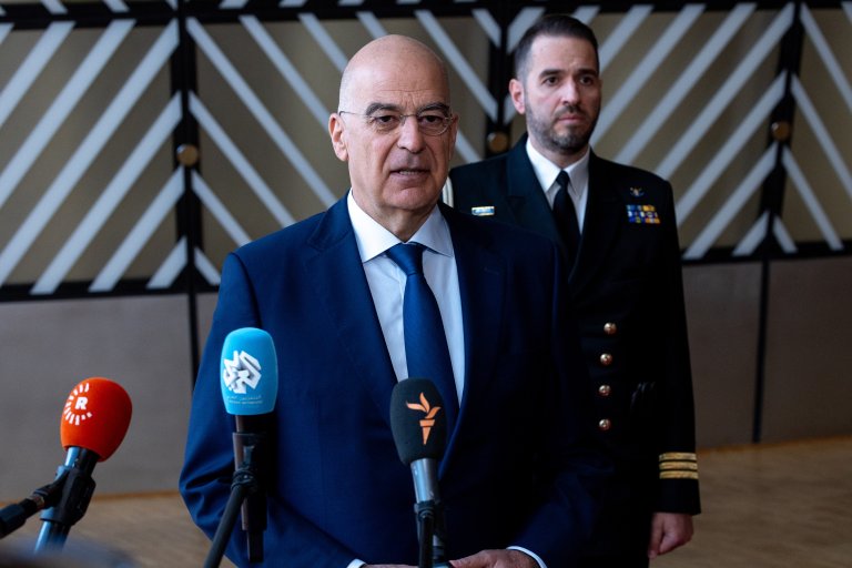 Никос Дендиас