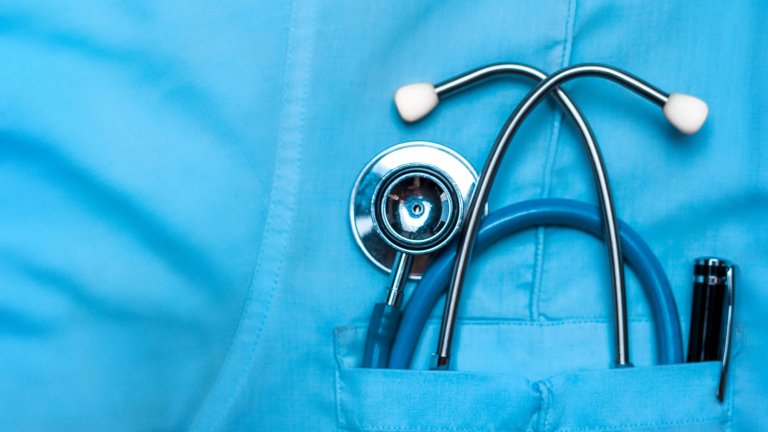 НЗОК е отказала лечение на един от най-добрите педиатри в страната