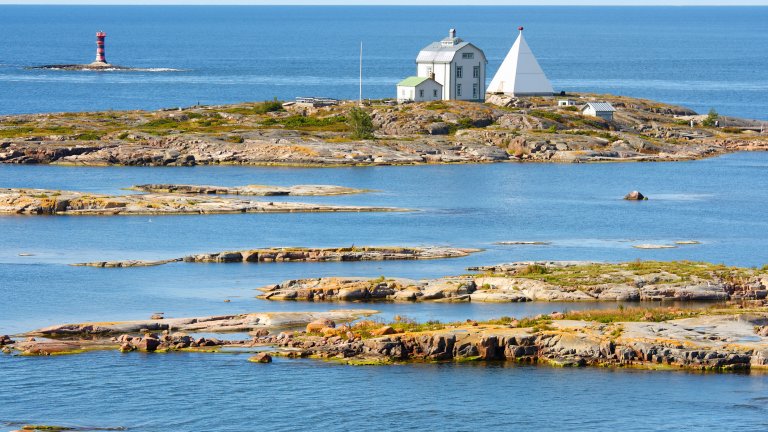 Тази идилия привлича много туристи.