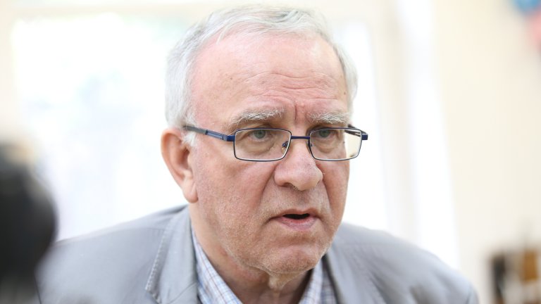 Цветозар Томов: Подвижните урни за гласуване може и да не стигнат