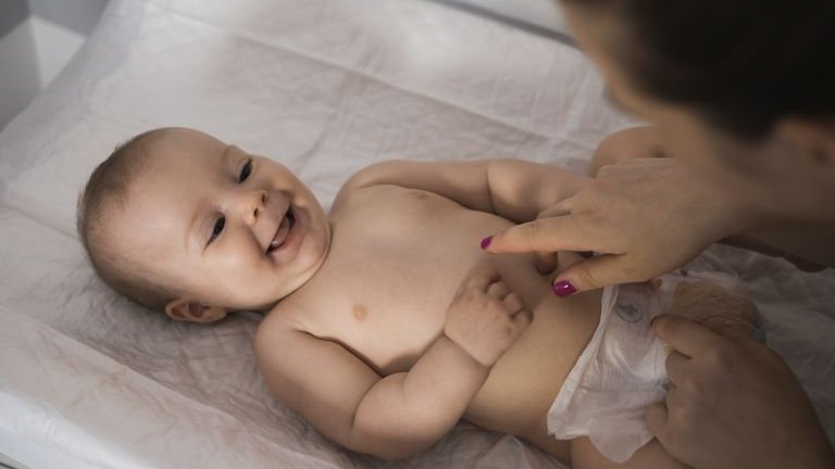 бебе, пелени