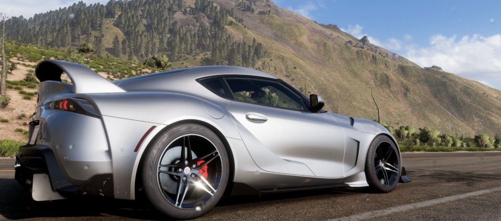 Gran Turismo 7 - 4 март
Първите кадри от трейлъра на Gran Turismo 7 показват толкова реалистични модели автомобили, че почти можете да подушите бензина. Намеква се и за наличието на супер подробни и детайлни опции за персонализиране, които ще задоволят претенциите и най-големите маниаци на високите скорости. 
Любопитно е да видим как ексклузивното заглавие за Playstation ще се представи на следващото поколение конзоли и още повече дали ще успее да се справи с високата летва, която постави Forza Horizon 5.
