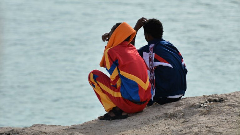 Европейските води в близост до Африка се превръщат в гробище за бегълци