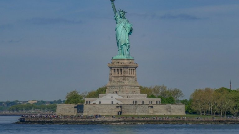 Статуята на Свободата затвори врати за посетители