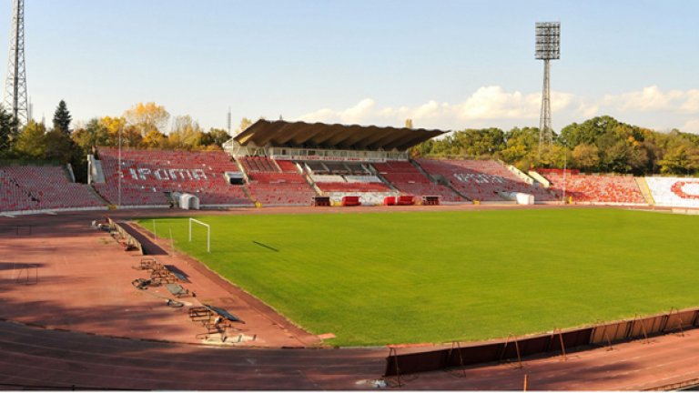 Стадион "Българска армия" - сянка на минало величие
