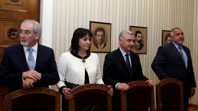 Атанас Мерджанов върна мандата