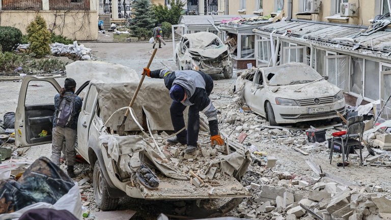 Руски десант в Харков, боеве се водят в центъра на града