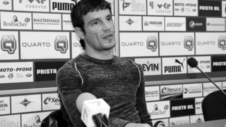 В началото на август внезапно почина Траян Дянков, който по това време беше треньор на Спартак Варна. 40-годишният Дянков беше юноша на Спартак, впоследствие бронзов медалист от сезон 2000/2001 с Велбъжд Кюстендил. През сезон 2003/2004 той стана шампион с Локомотив Пловдив, а през лятото на 2004-та вдигна и Суперкупата. От 2006 нататък изкара 7 сезона в Черноморец Бургас, а през пролетта на 2014-та помогна на родния Спартак да оцелее в "Б" група.