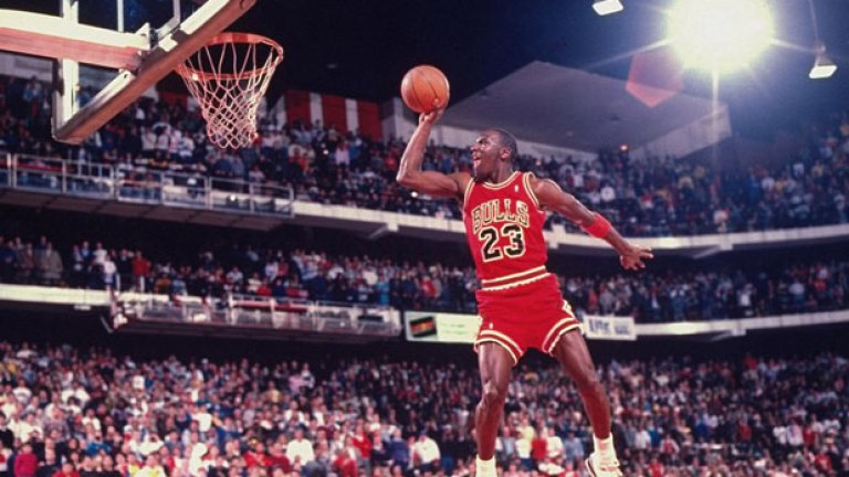 Еър Джордан е марка, парола и име, придобило масова популярност по света. Въздушния Майкъл е баскетболист номер едно в историята, вероятно и с прякор №1 в този спорт.