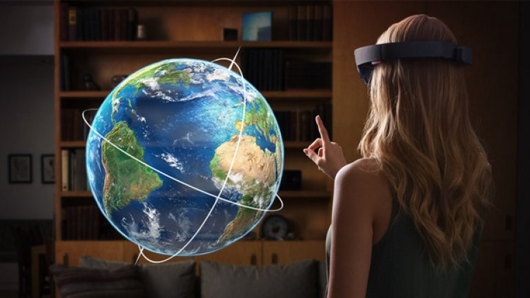 HoloLens на Microsoft е технология за смесена реалност, която се обляга много на AR и обещава големи неща. Дата на излизане за потребителската версия обаче все още няма